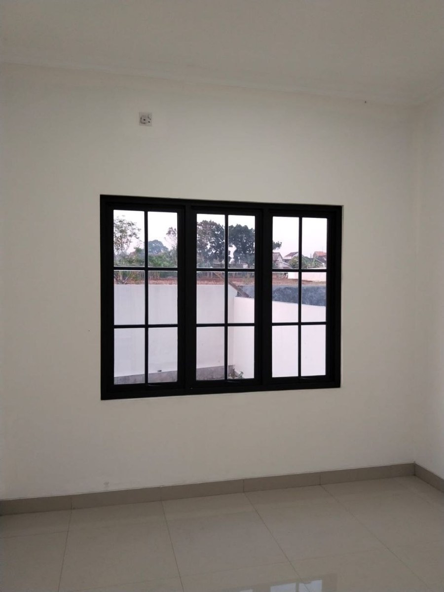 Jendela dan pencahayaan kamar rumah Ngaliyan