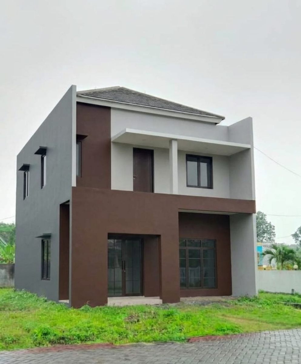 Denah rumah dua lantai type 72
